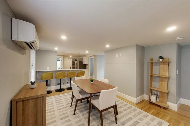 382 Spring Street 2, Newport, RI 02840