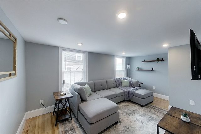382 Spring Street 2, Newport, RI 02840