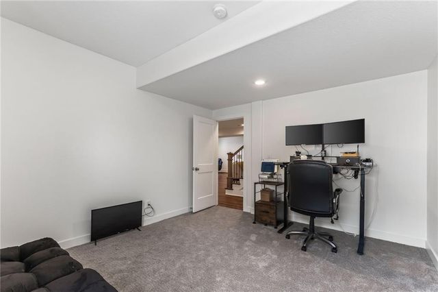 2309 NE Colonnade Avenue, Blue Springs, MO 64029