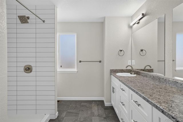 4784 Fraser Way, Denver, CO 80239
