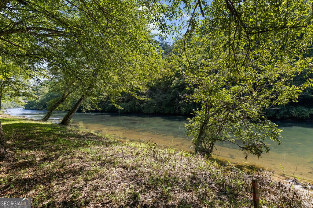 3 Weymans Way, Blue Ridge, GA 30513 — photo 2