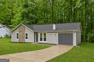 5006 Galbraith Circle, Stone Mountain, GA 30088