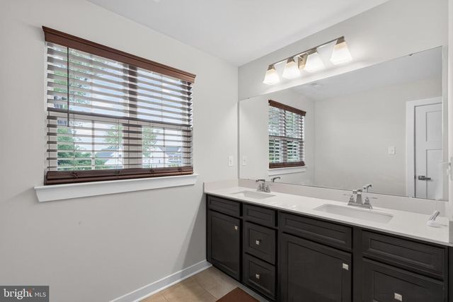 1061 LIFFORD RD, Cheltenham, PA 19012