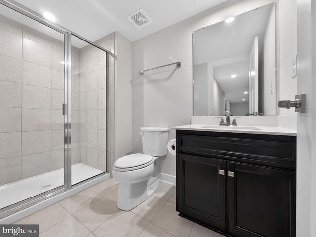 1061 LIFFORD RD, Cheltenham, PA 19012