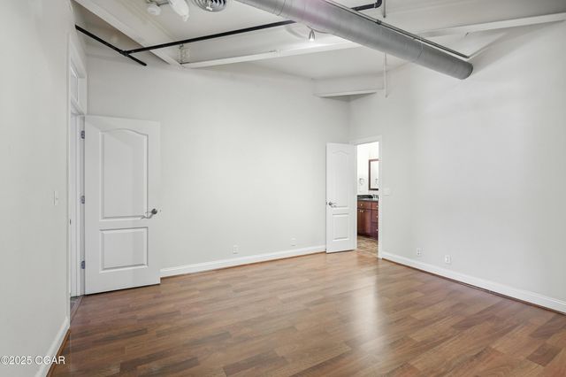 214 E 4th Street 203, Joplin, MO 64801