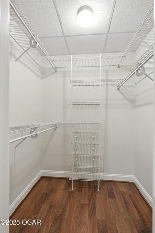 214 E 4th Street 203, Joplin, MO 64801