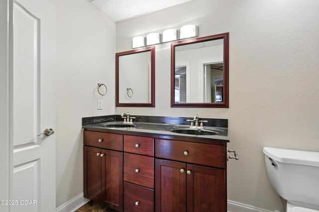 214 E 4th Street 203, Joplin, MO 64801