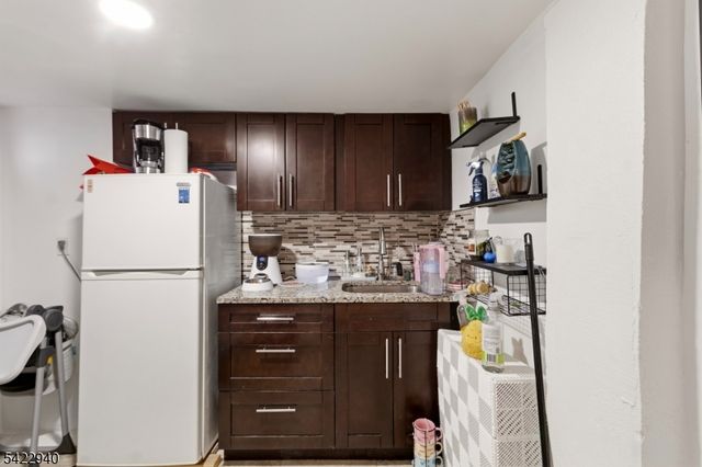 540 Jefferson Ave, Elizabeth City, NJ 07201