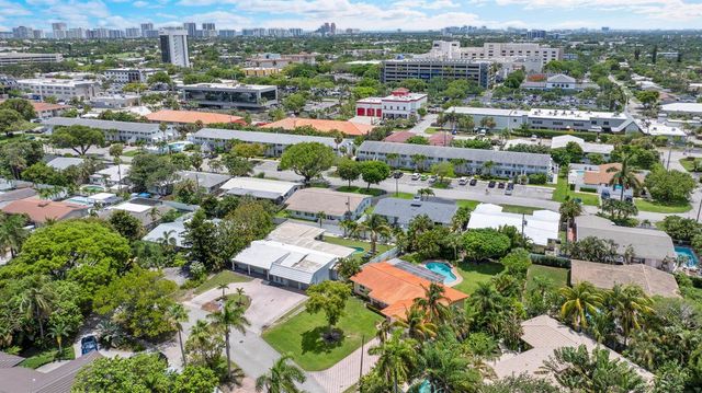1910 NE 52nd Street NE, Fort Lauderdale, FL 33308