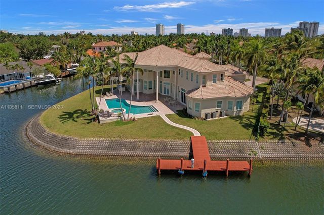 1130 Harbor Court, Hollywood, FL 33019