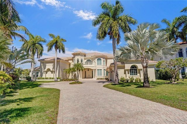 1130 Harbor Court, Hollywood, FL 33019