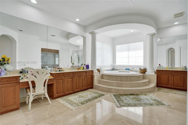 1130 Harbor Court, Hollywood, FL 33019