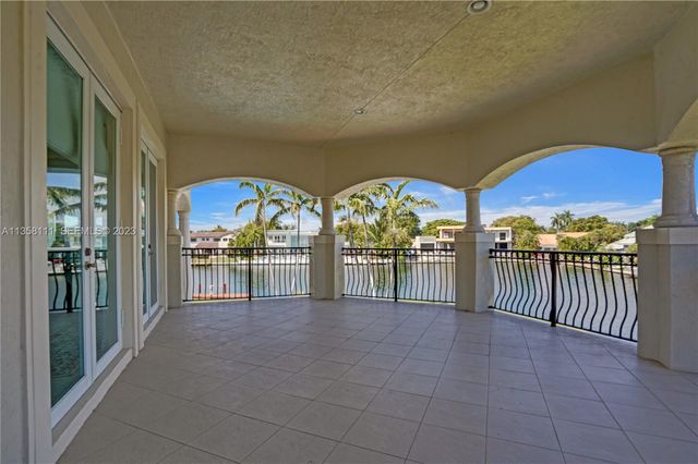 1130 Harbor Court, Hollywood, FL 33019