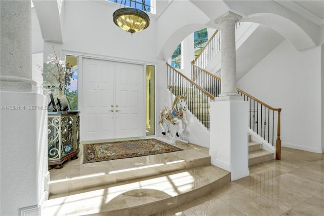 1130 Harbor Court, Hollywood, FL 33019