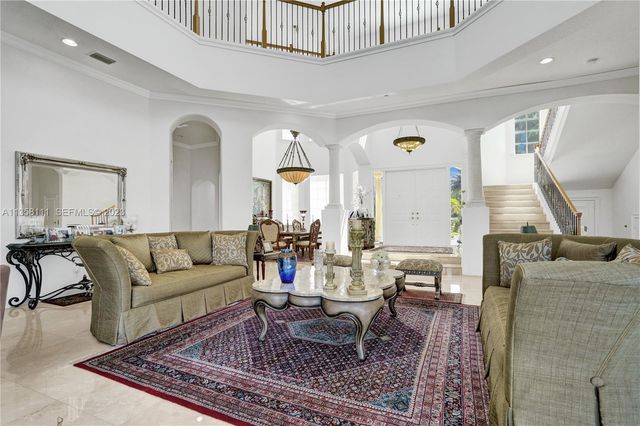 1130 Harbor Court, Hollywood, FL 33019