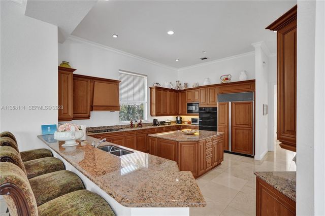 1130 Harbor Court, Hollywood, FL 33019