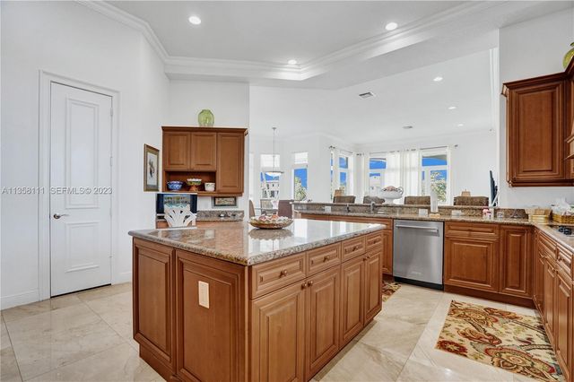 1130 Harbor Court, Hollywood, FL 33019