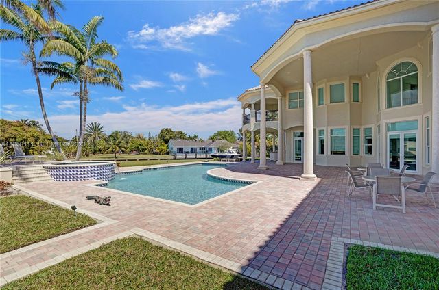 1130 Harbor Court, Hollywood, FL 33019
