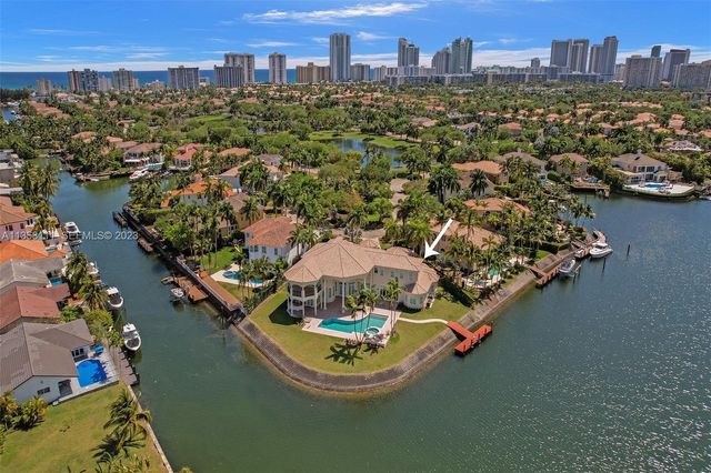 1130 Harbor Court, Hollywood, FL 33019