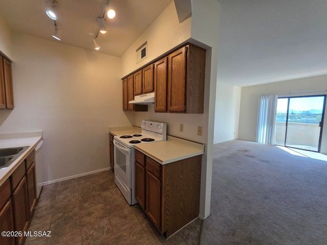 5500 N Valley View Rd Unit 221, Tucson, AZ 85718