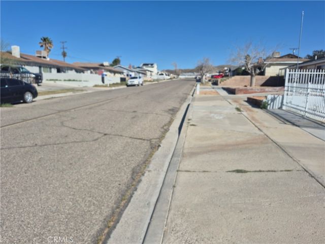 37149 Camarillo, Barstow, CA 92311