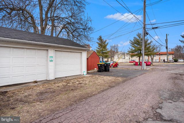 515 N BROAD ST, Lansdale, PA 19446