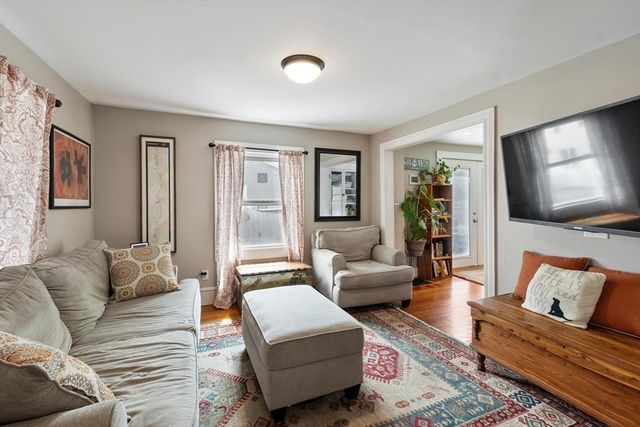 1 Union Street, Amesbury, MA 01913