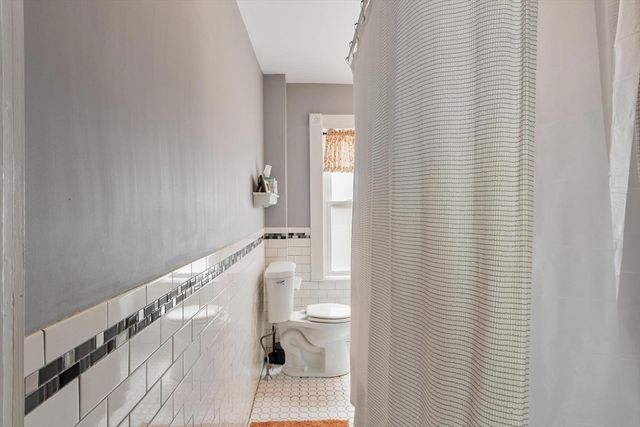 1 Union Street, Amesbury, MA 01913