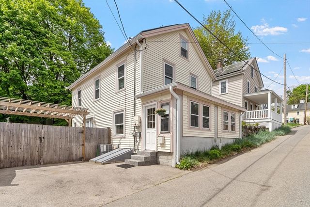 1 Union Street, Amesbury, MA 01913