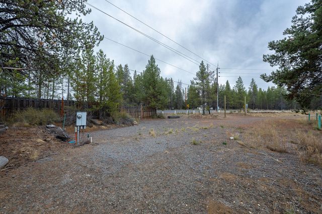 54735 Huntington Road, Bend, OR 97707