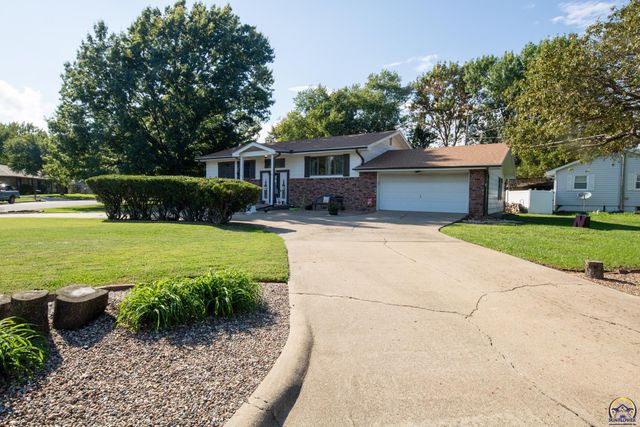 2302 Diane Ave, Emporia, KS 66801