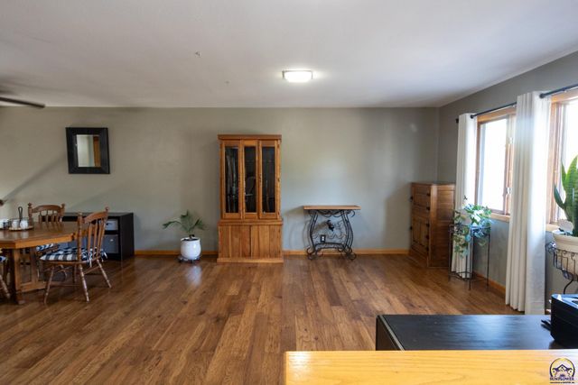 2302 Diane Ave, Emporia, KS 66801