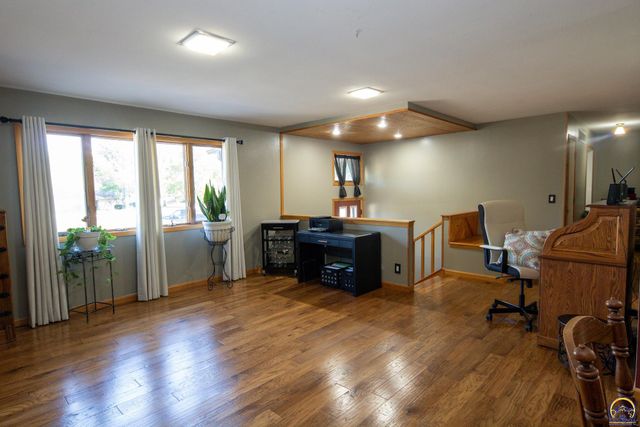 2302 Diane Ave, Emporia, KS 66801