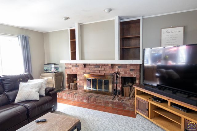 2302 Diane Ave, Emporia, KS 66801