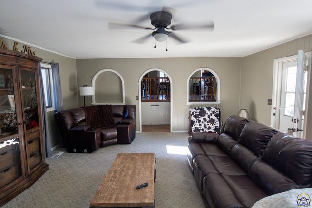 2302 Diane Ave, Emporia, KS 66801