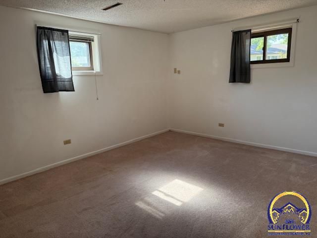 2302 Diane Ave, Emporia, KS 66801