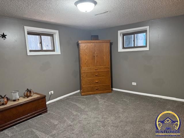 2302 Diane Ave, Emporia, KS 66801