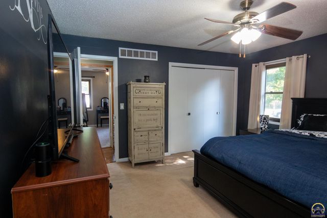 2302 Diane Ave, Emporia, KS 66801