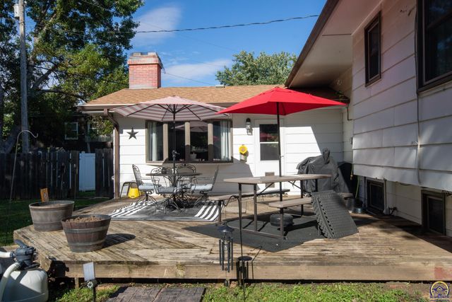 2302 Diane Ave, Emporia, KS 66801