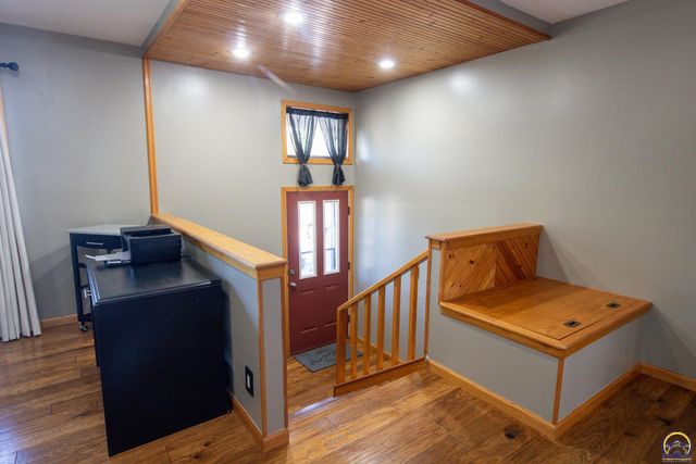 2302 Diane Ave, Emporia, KS 66801