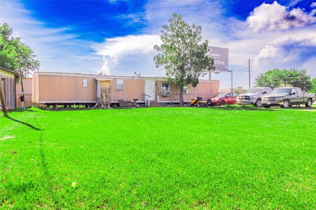 20230 Highway 6, Manvel, TX 77578