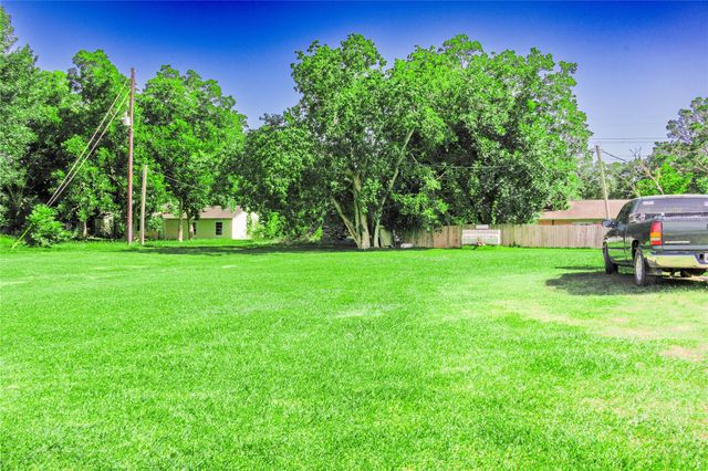 20230 Highway 6, Manvel, TX 77578