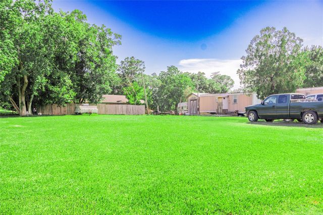 20230 Highway 6, Manvel, TX 77578