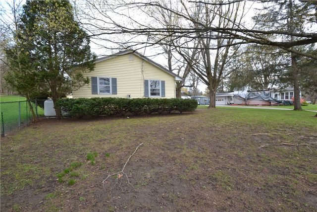 2148 East Street, Palmyra, NY 14513