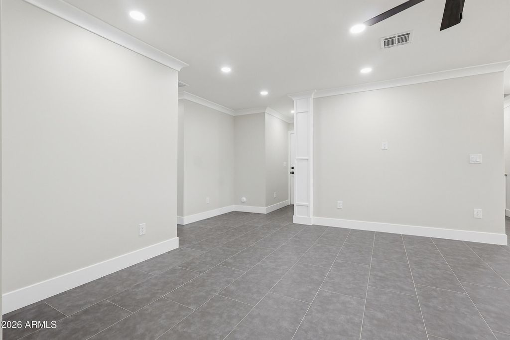 Image 12 of property listing at 426 N 105TH Street, Mesa, AZ 85207