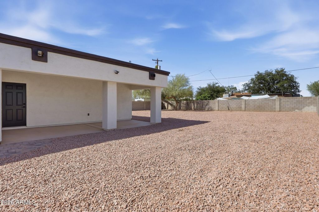 Image 37 of property listing at 426 N 105TH Street, Mesa, AZ 85207