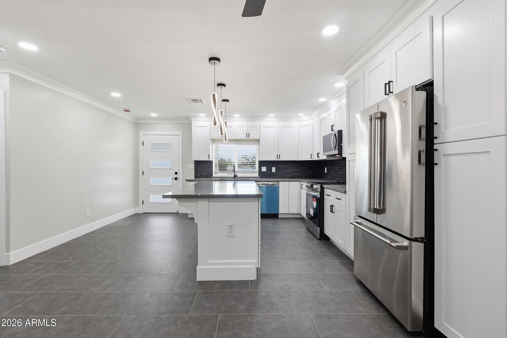 Image 9 of property listing at 426 N 105TH Street, Mesa, AZ 85207