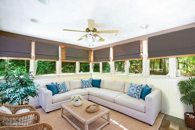 48 Mill Pond Cir, Milford, MA 01757