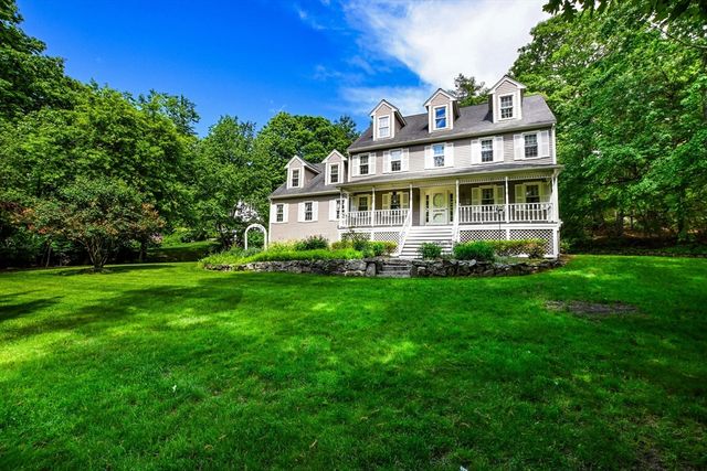 48 Mill Pond Cir, Milford, MA 01757