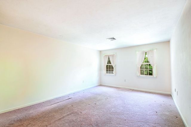 48 Mill Pond Cir, Milford, MA 01757